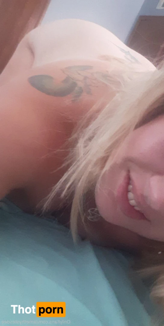 LactatingLena 16061633