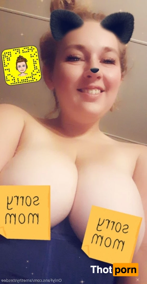 LactatingLena 16062155