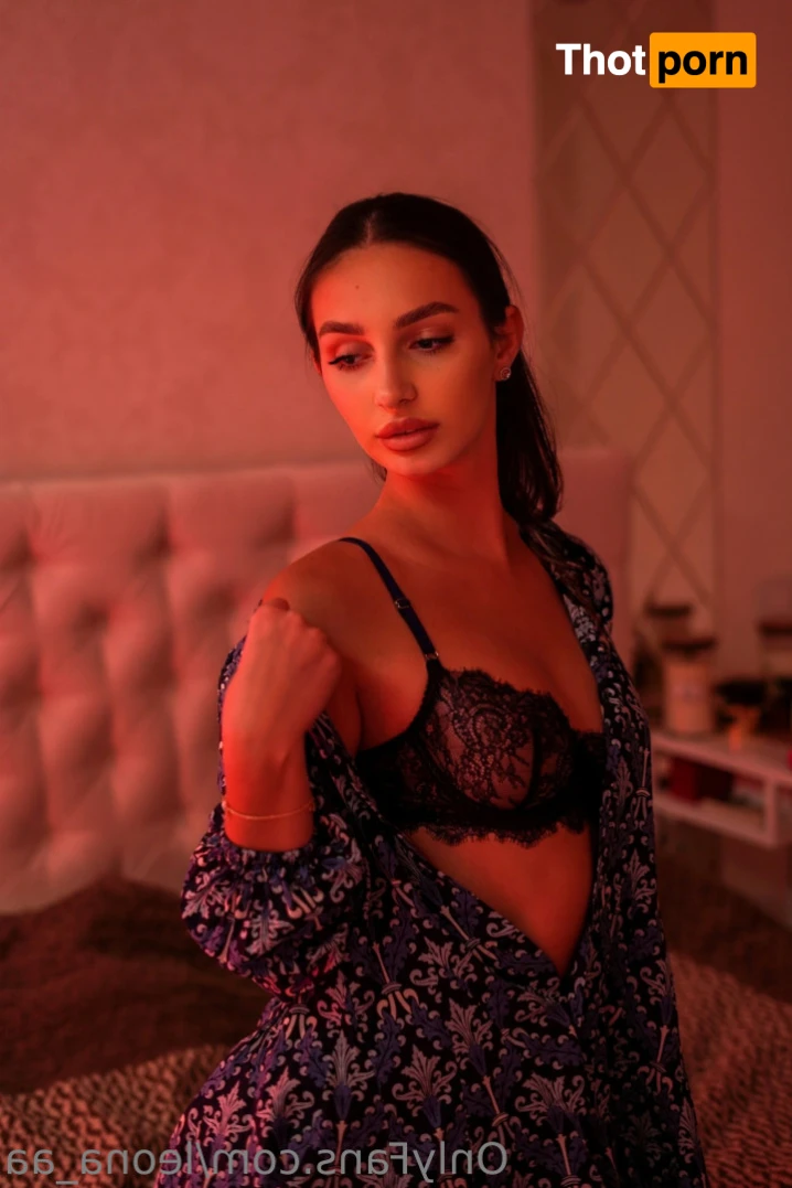 🔥 Leona Sexting Devil 🔥 15873748