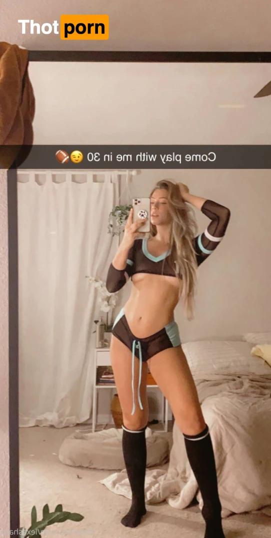 Alexa Sharp ✧ 15817311