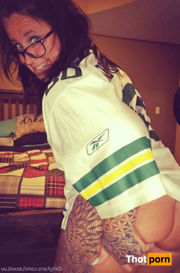 Lexxxi Luv - Naughty HotWife 15778888