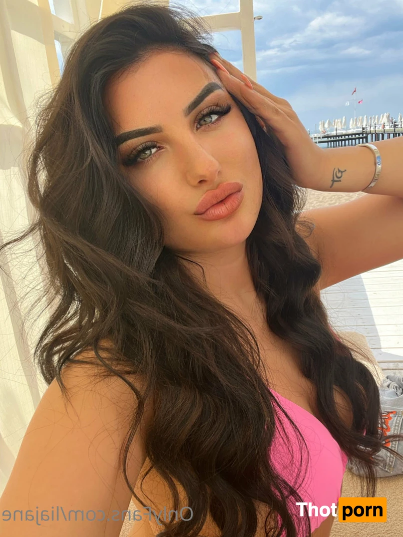 Lia Jane 🦋 15697137