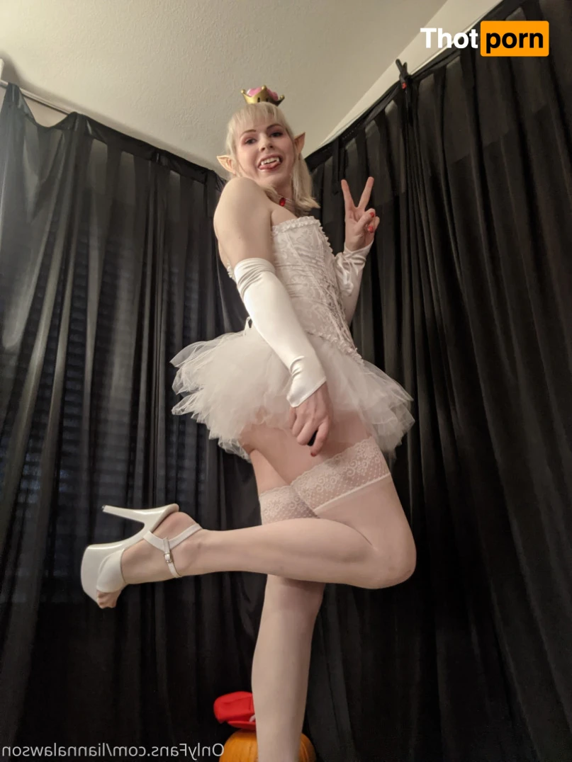 Lianna Lawson 15694886