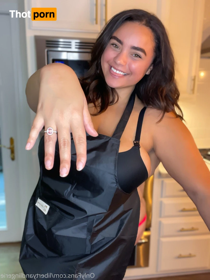 Liberty &amp; Lingerie VIP 15684294