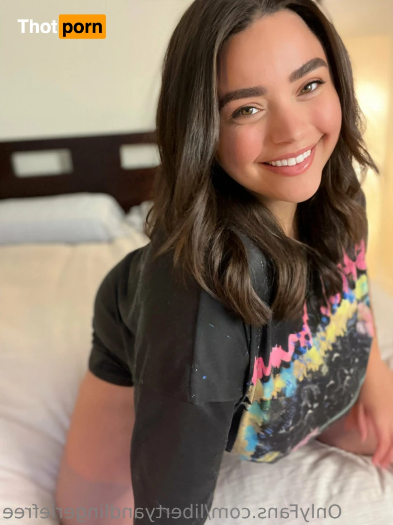 Liberty &amp; Lingerie 15680213