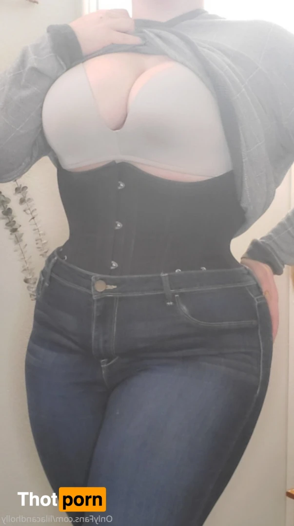 Holly Hannah 15608623