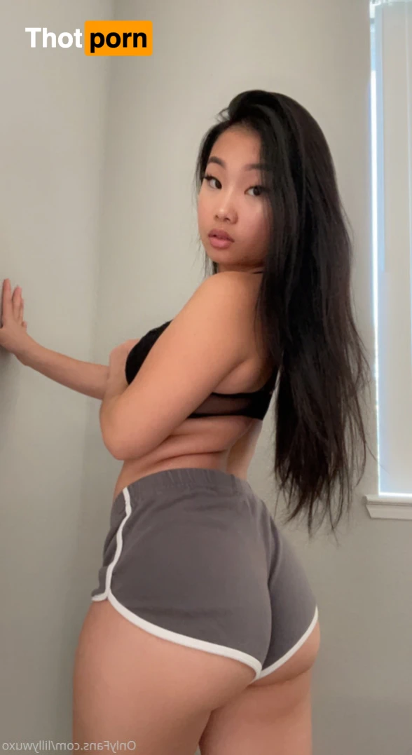 Lilly Wu🧸✨ 15438659