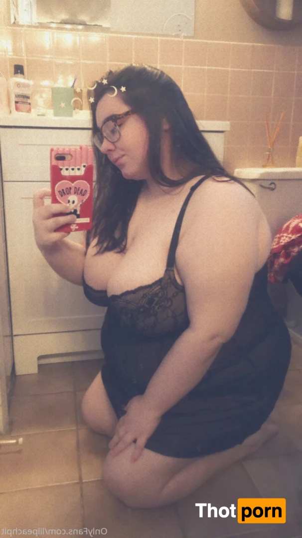 bratty crocker 🖤🥀 15436840