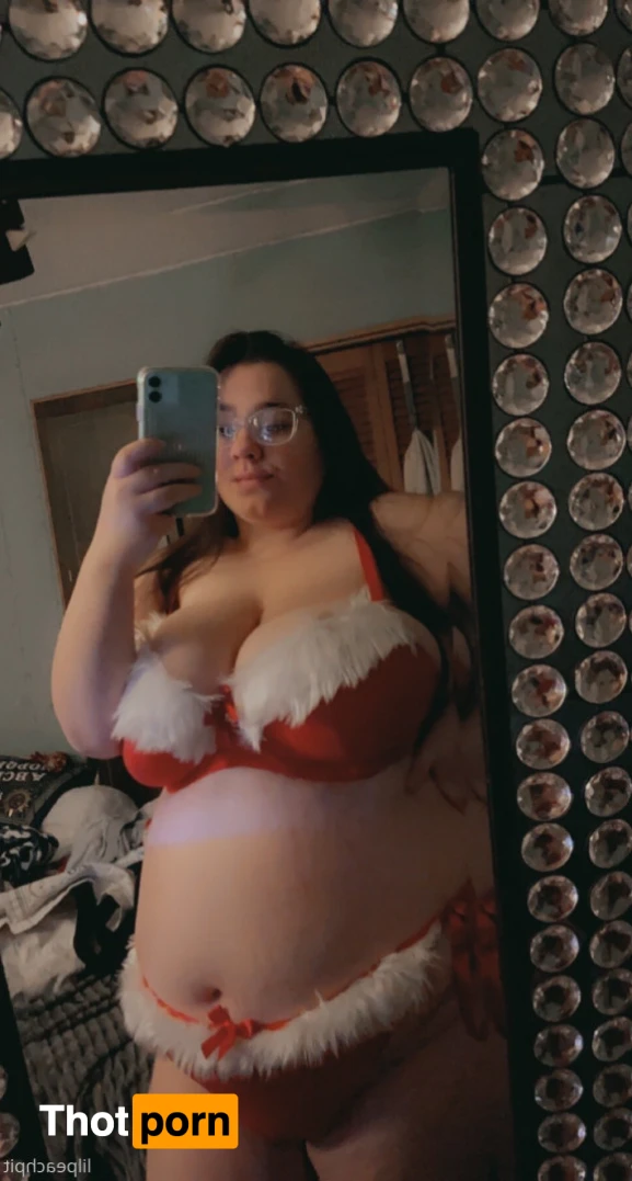 bratty crocker 🖤🥀 15437375