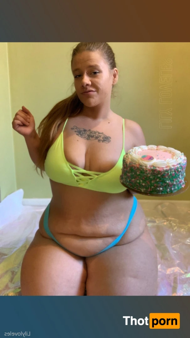 Lily Loveles 15356971