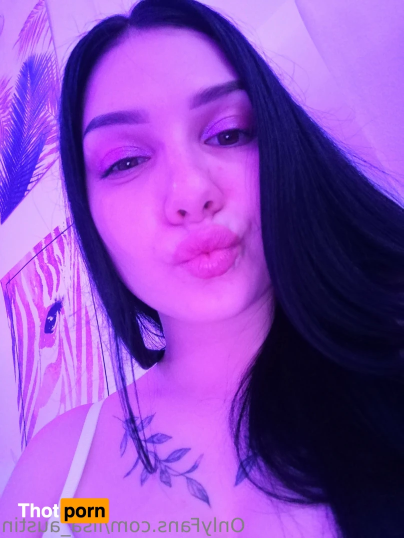 Lisa Austin 15287818