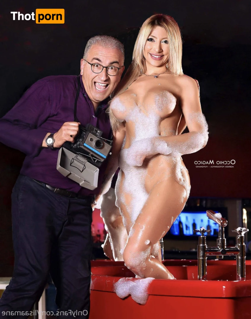 Lisa Amàne 15282367