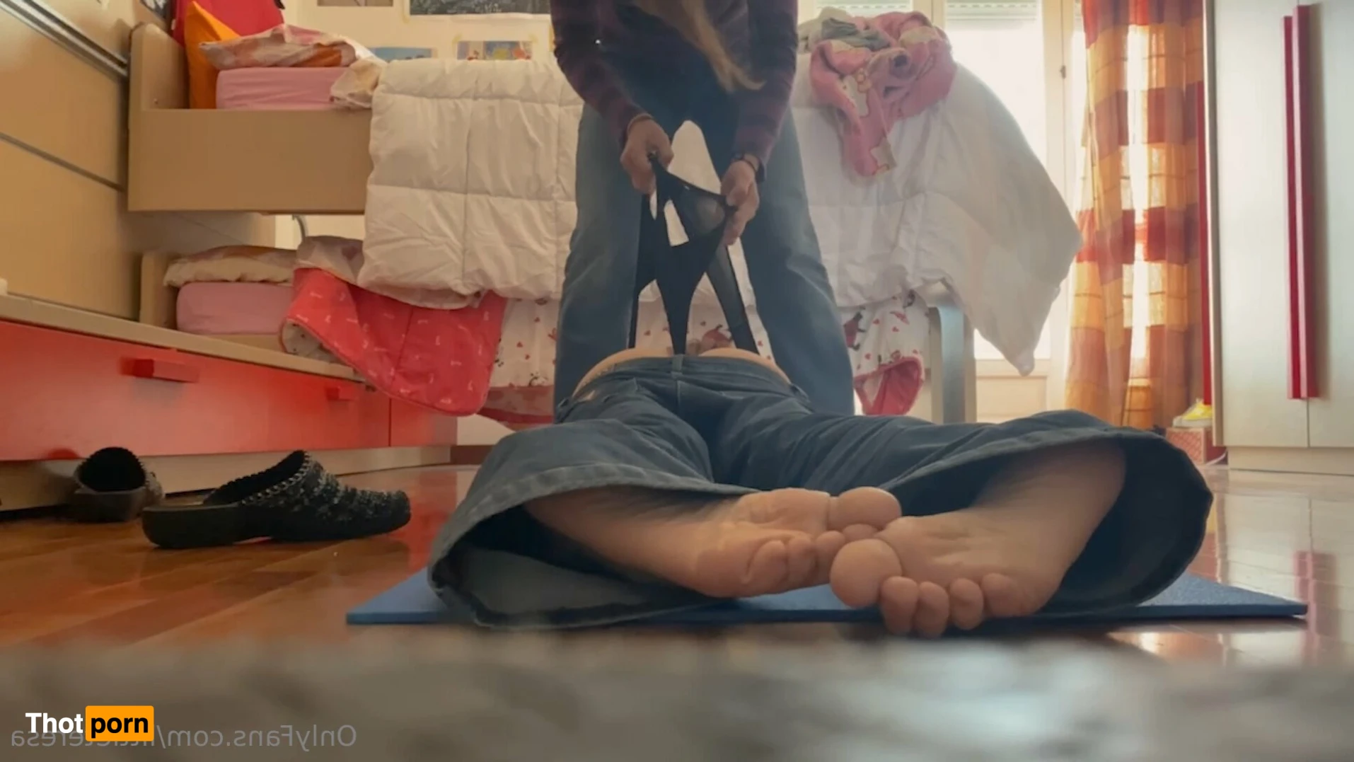 Little Teresa 👄 15190338