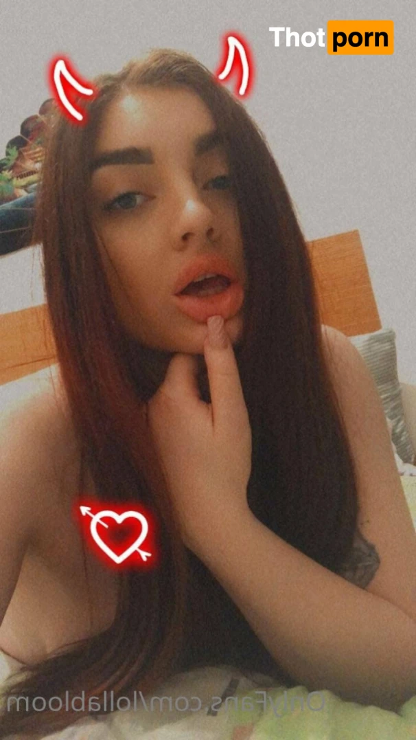 Lolla Bloom 💚 15080528