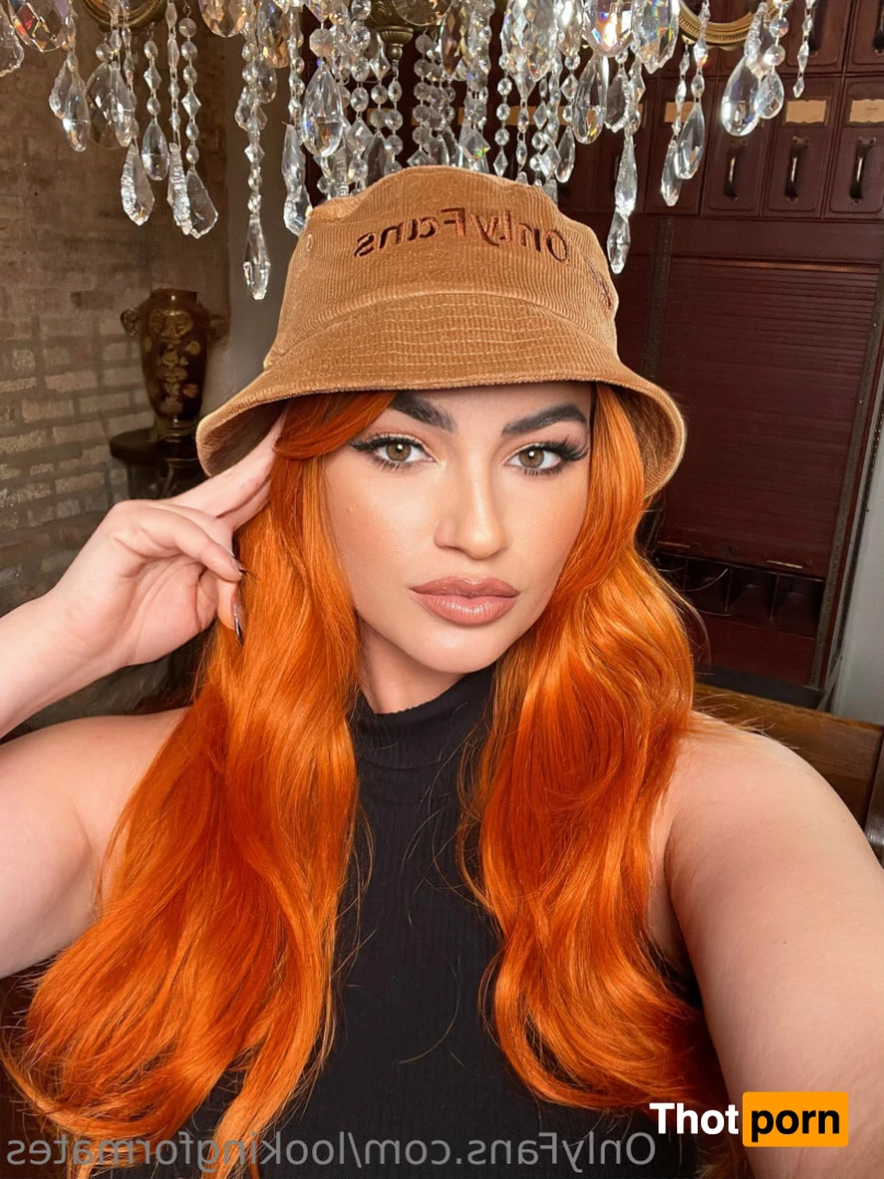 Olivia Knight 15070877