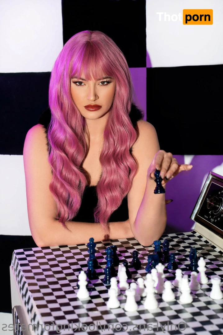 Olivia Knight 15071076