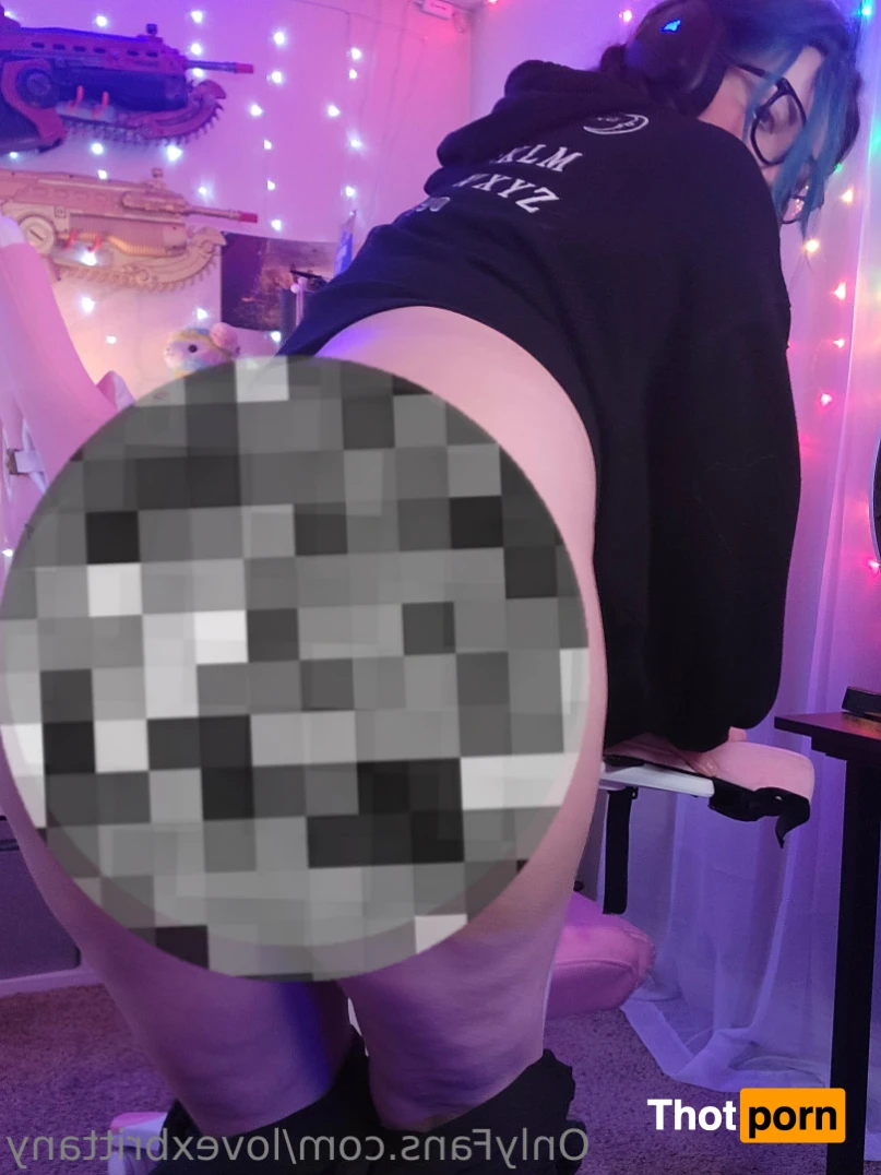 Brittany Anne 💦 14887008