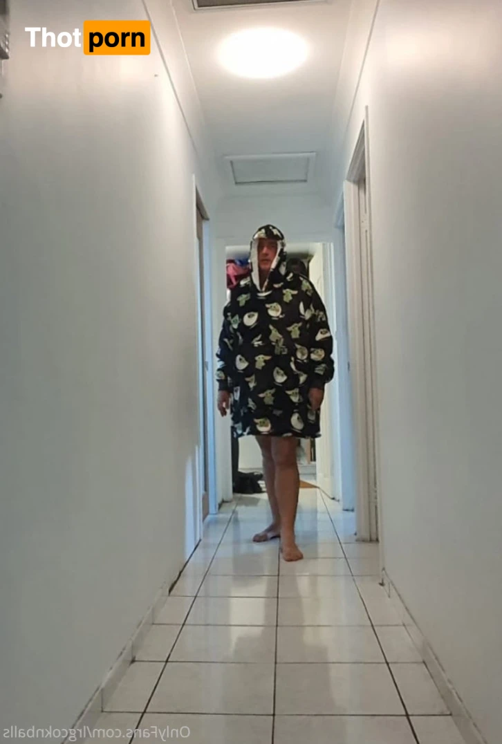 Lrgcoknballs 14879675