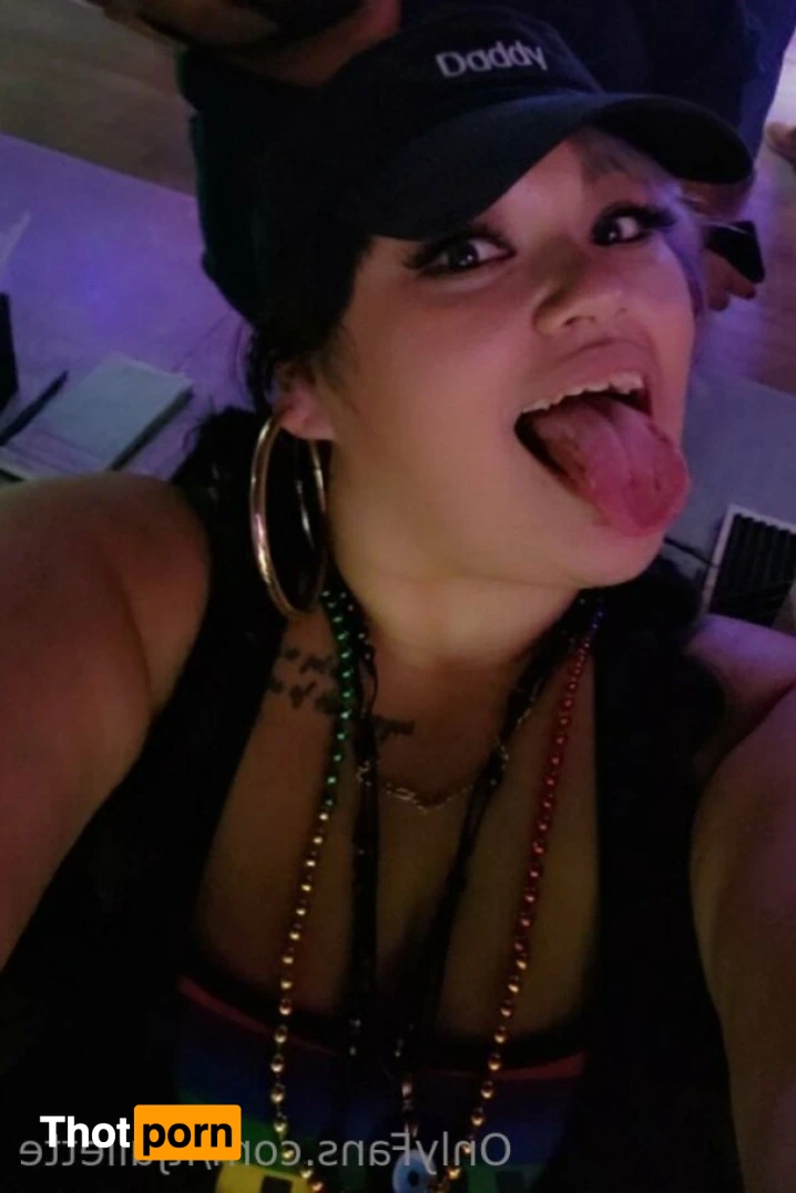 Lt Juliette 14876494