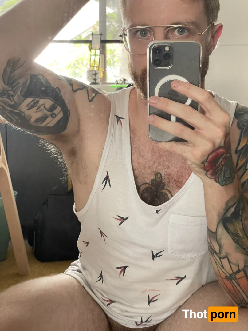 Luke 🍒 Dean 14874494