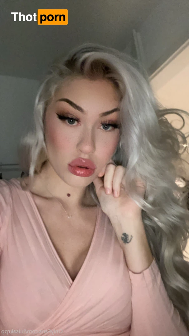 LUISA - your favorite hoe😈 14849696