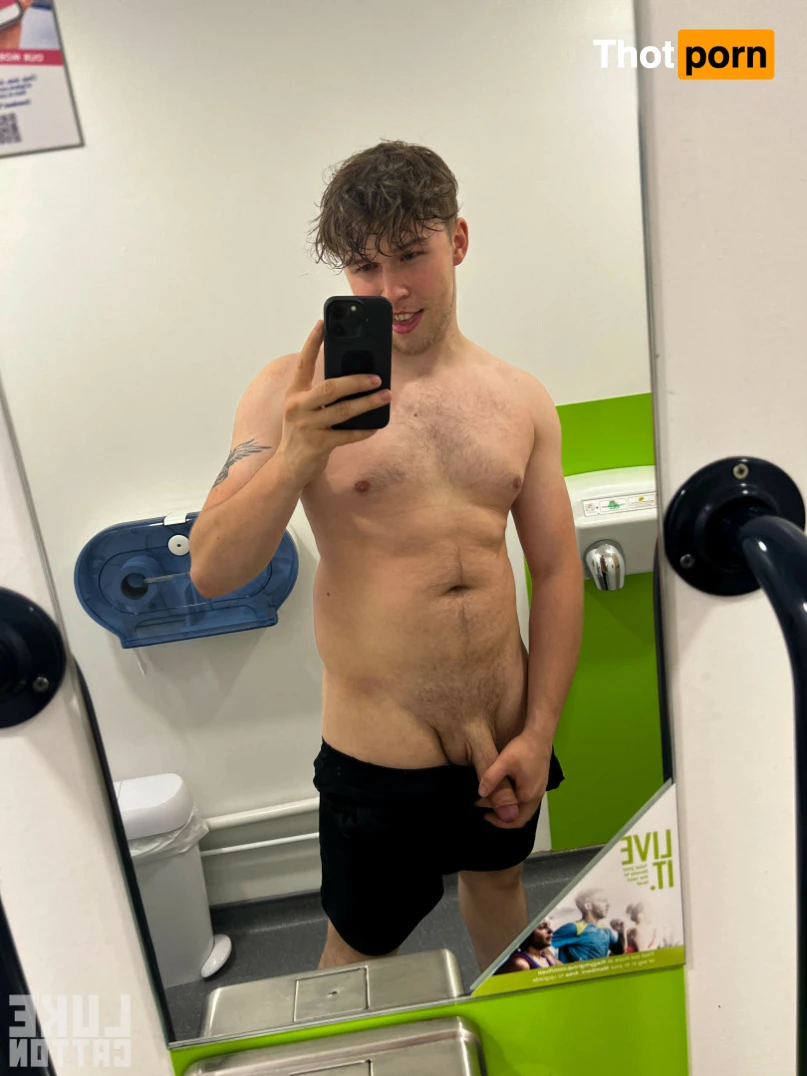 Luke Catton 14836529