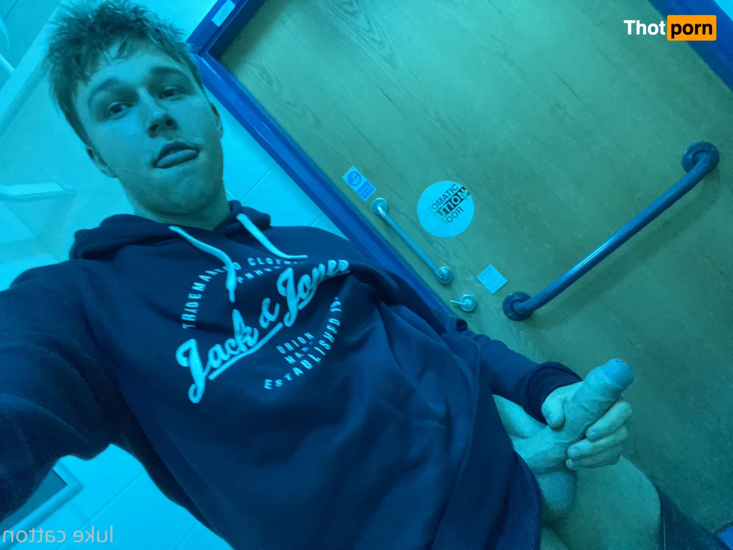 Luke Catton 14836644