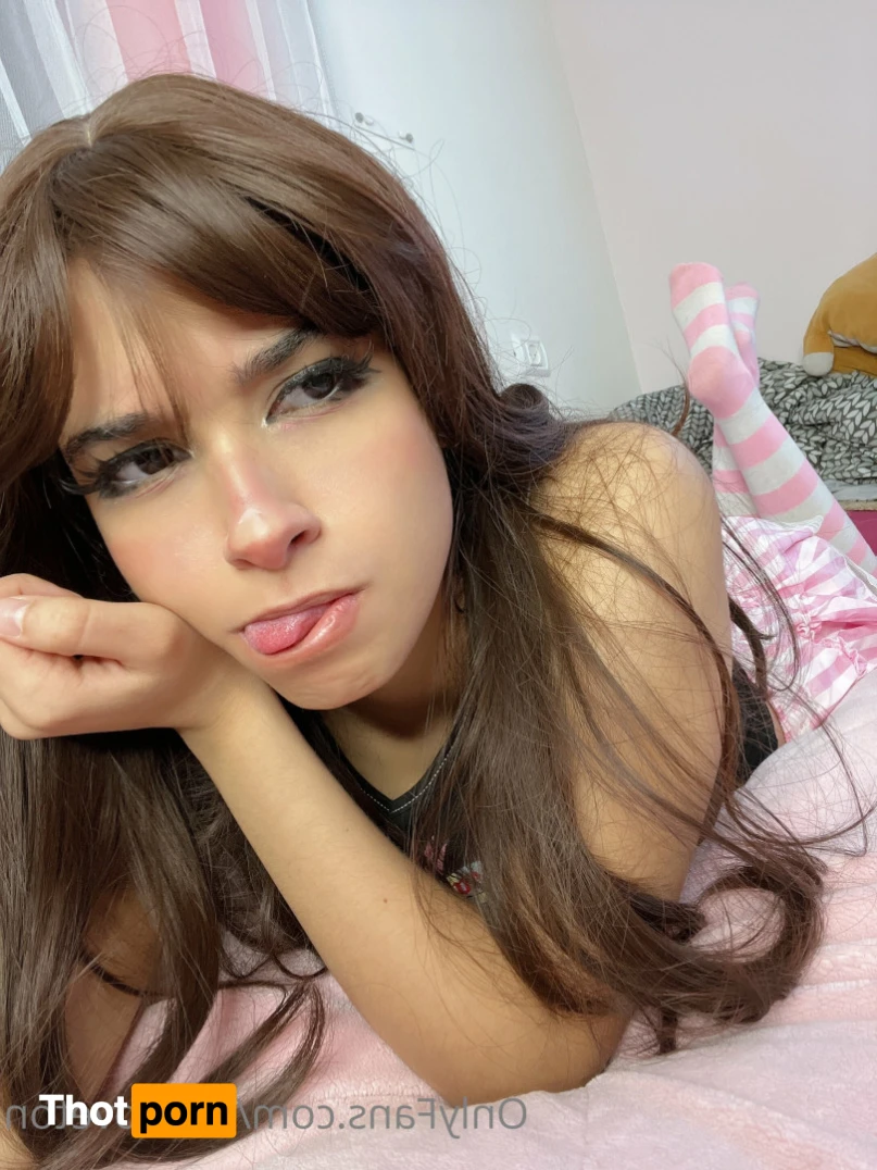 Luna Loveton 14761650