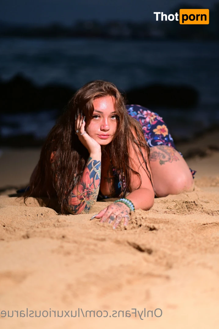 Luxurious Larue 14519660