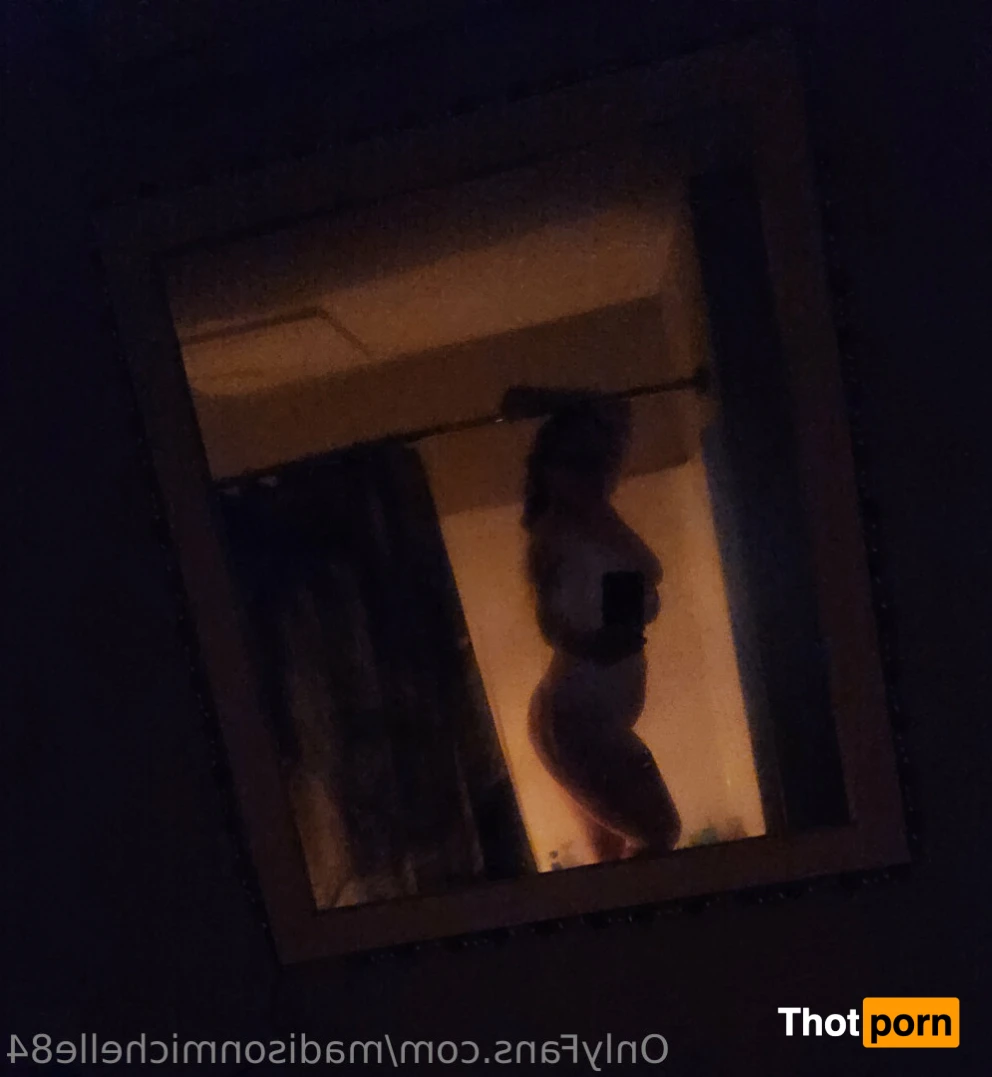 Madison Michelle 14330974