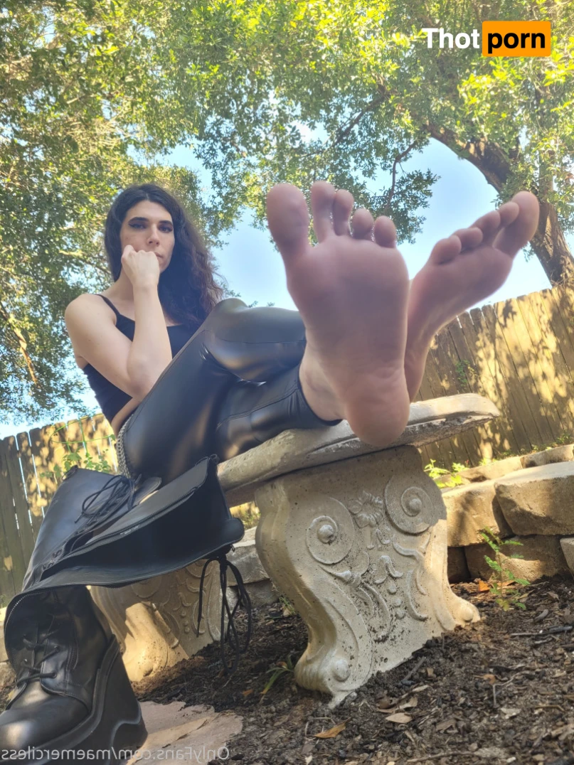 Mae Merciless 14324310