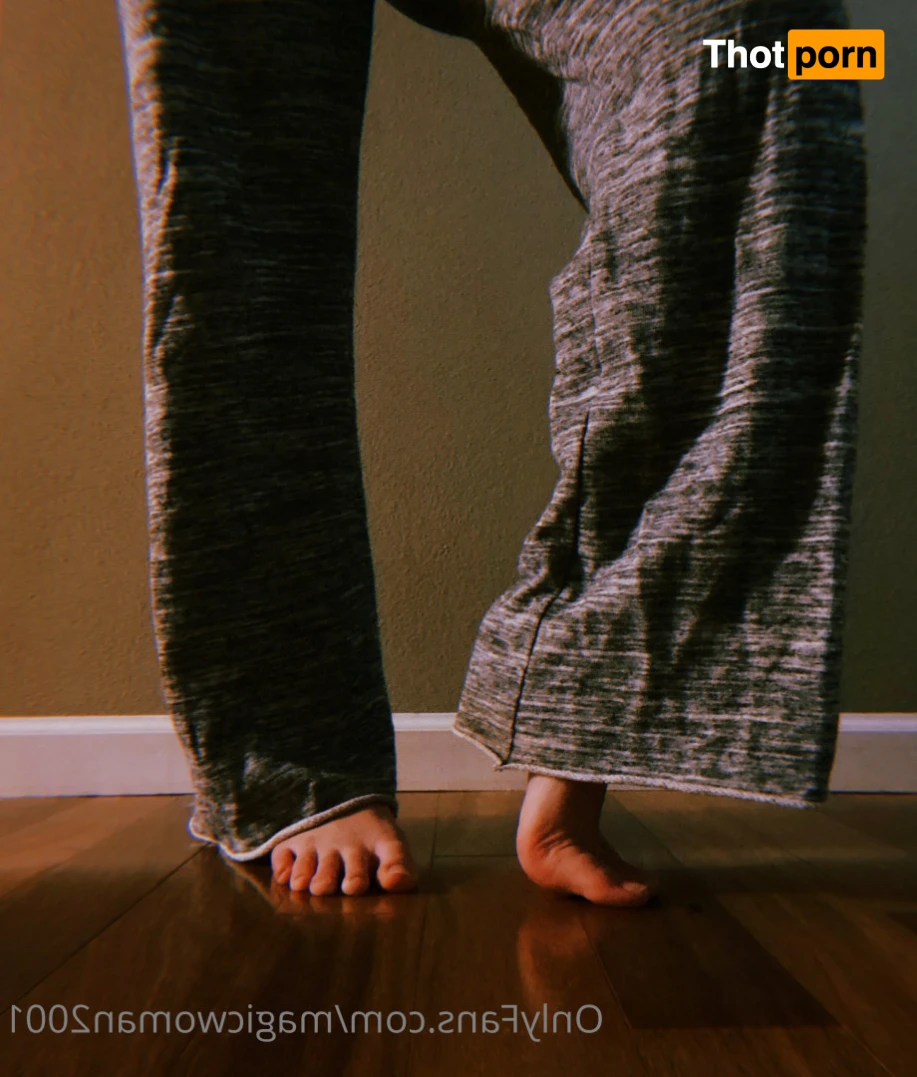 Magic Woman 14290313