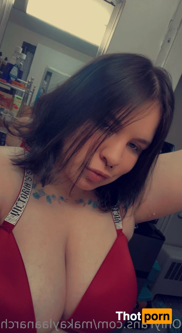 MakaylaAnarchy 14241003
