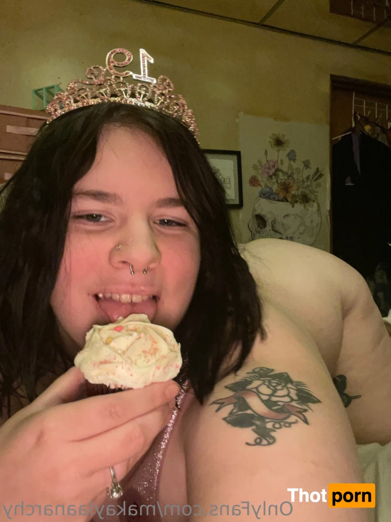 MakaylaAnarchy 14241156