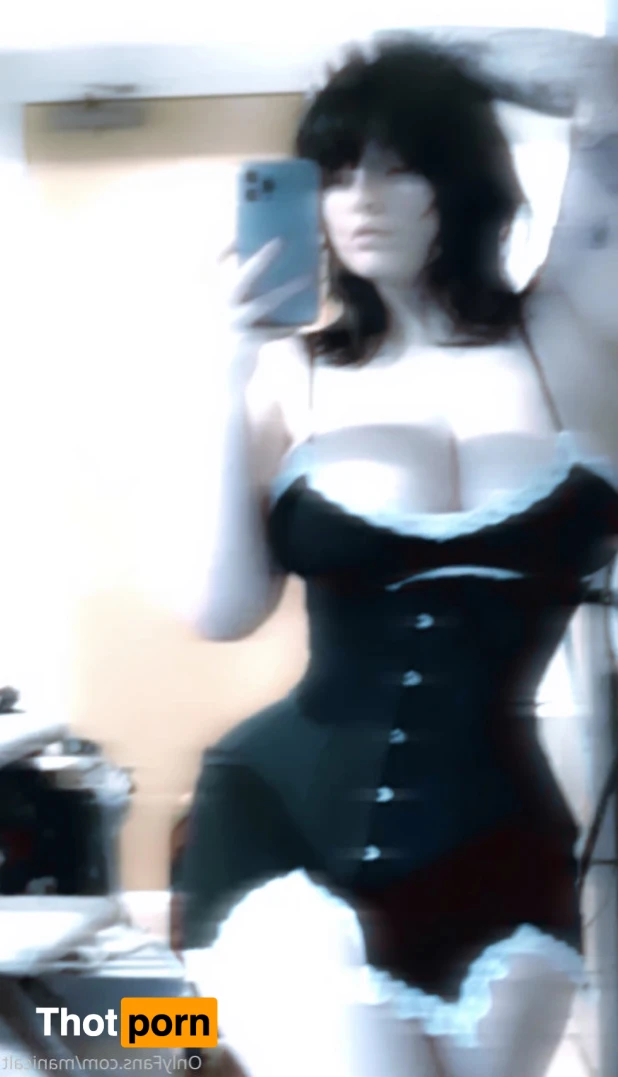 Fae Kelly 🤍 14177767