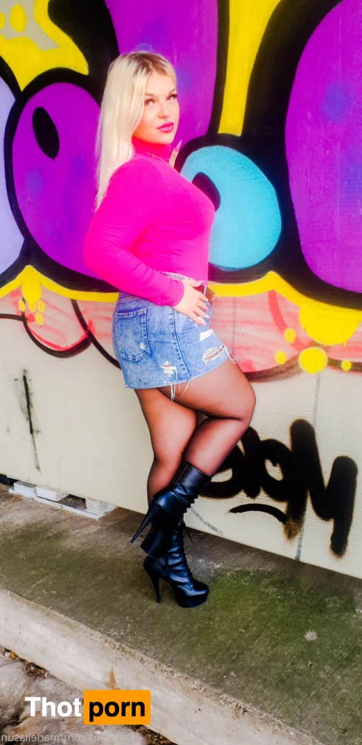 MariellaSun 14125252