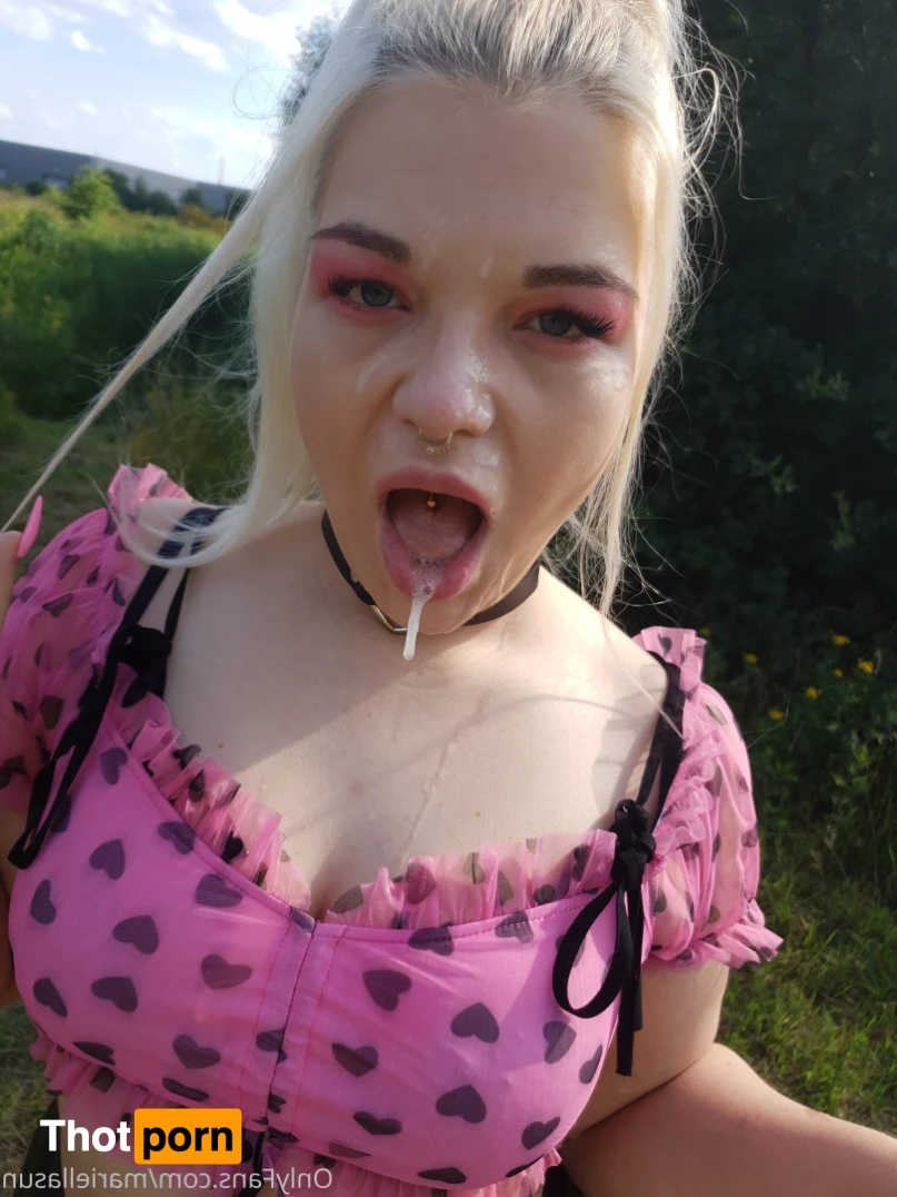 MariellaSun 14126639