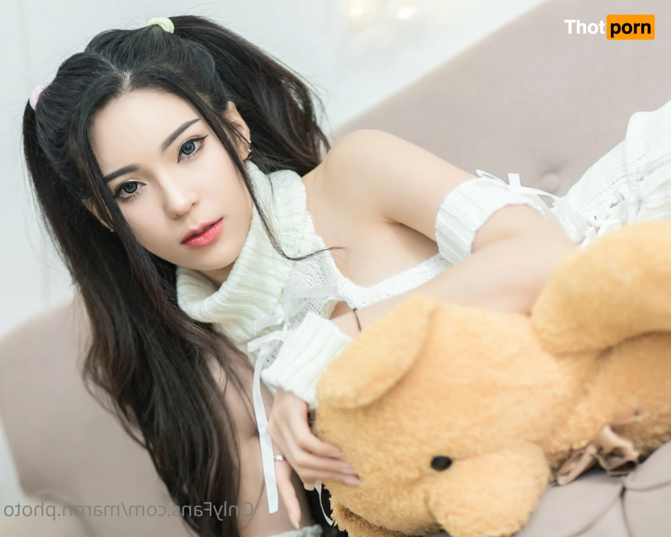 MARON Photo 14107530