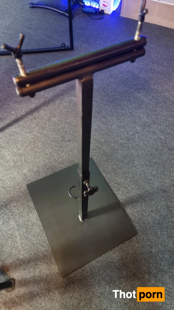 Master Chris and his boi 13846998