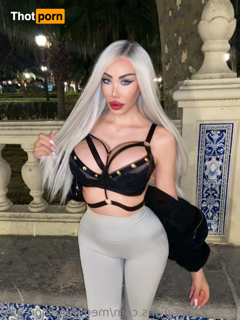Megan Million — Luxury Bimbo Doll (free) 13457194