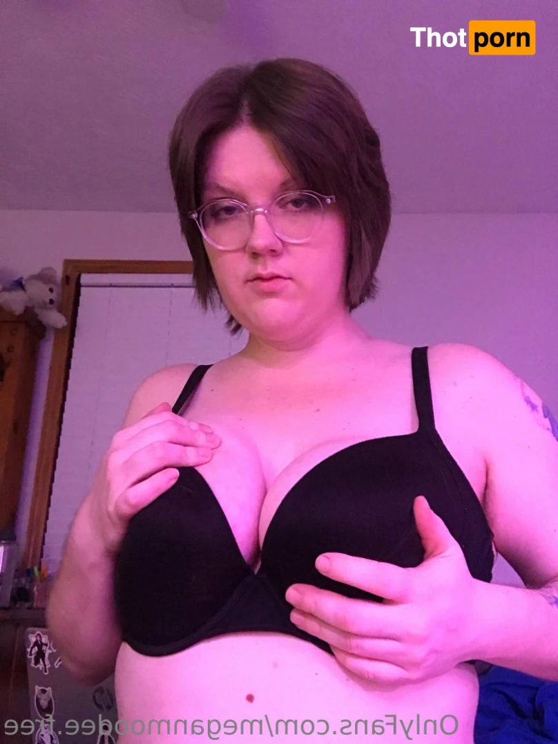 Megan Moodee - Free Page 13301766