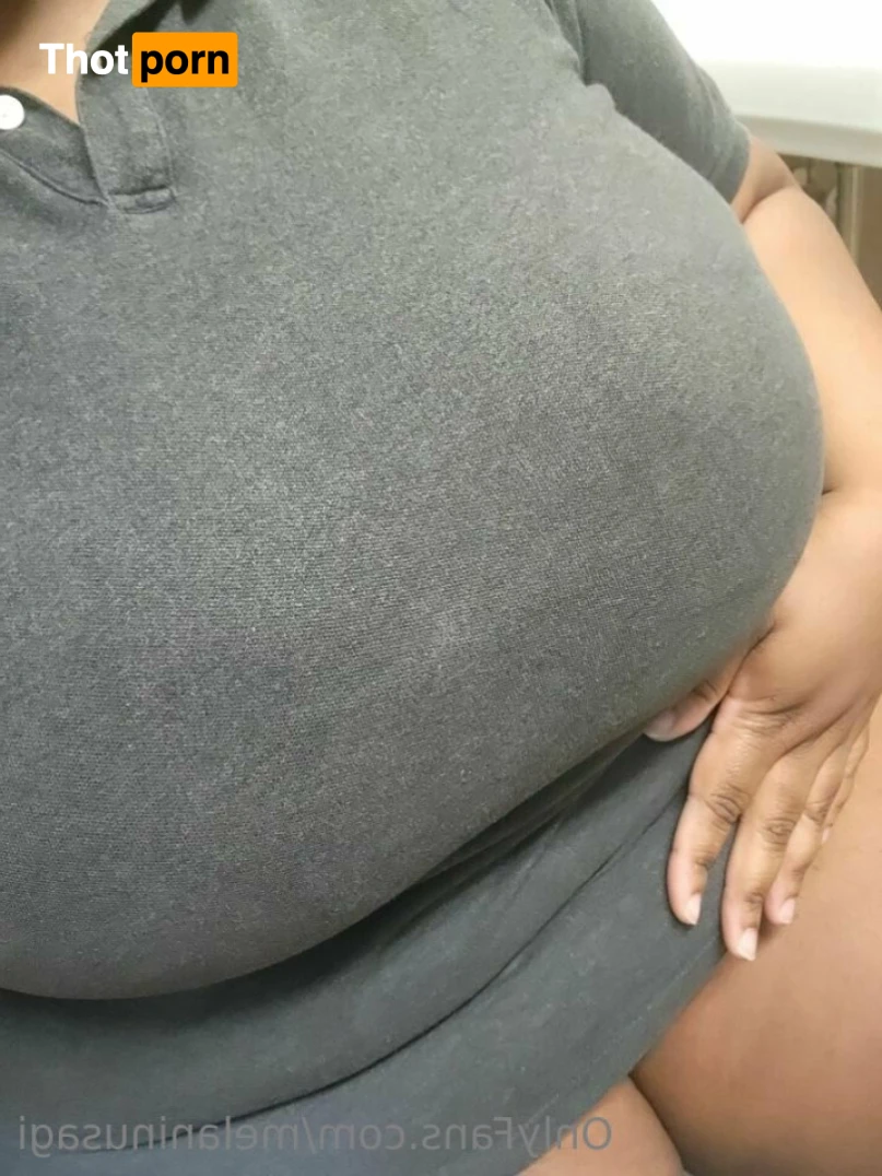 FluffyBlackBunny🖤🐇 13297577