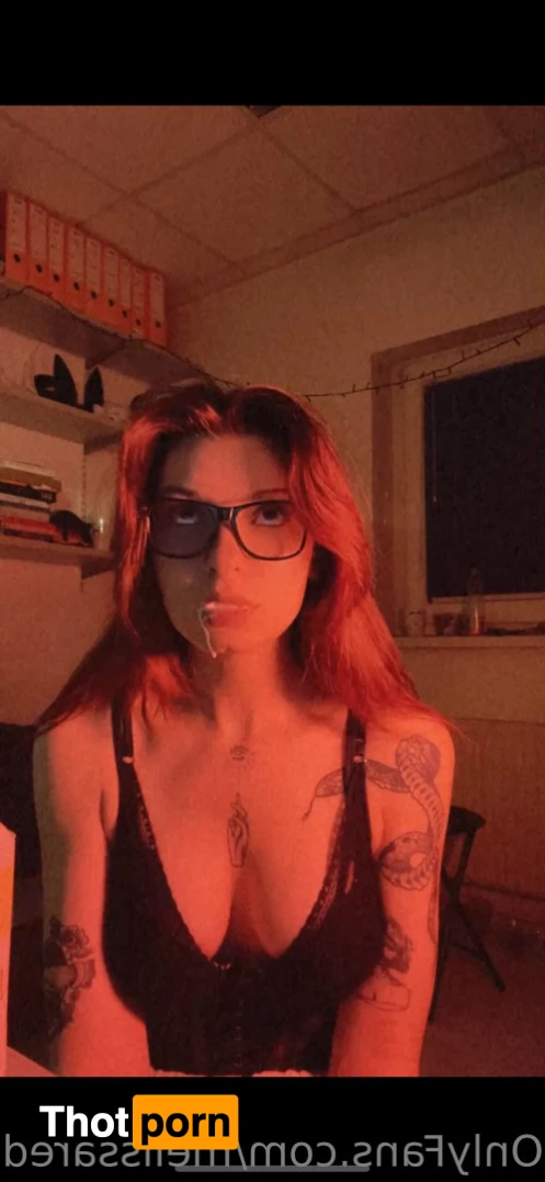 melissa red 13290304