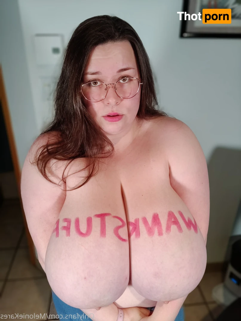 Melonie Kares 13280647