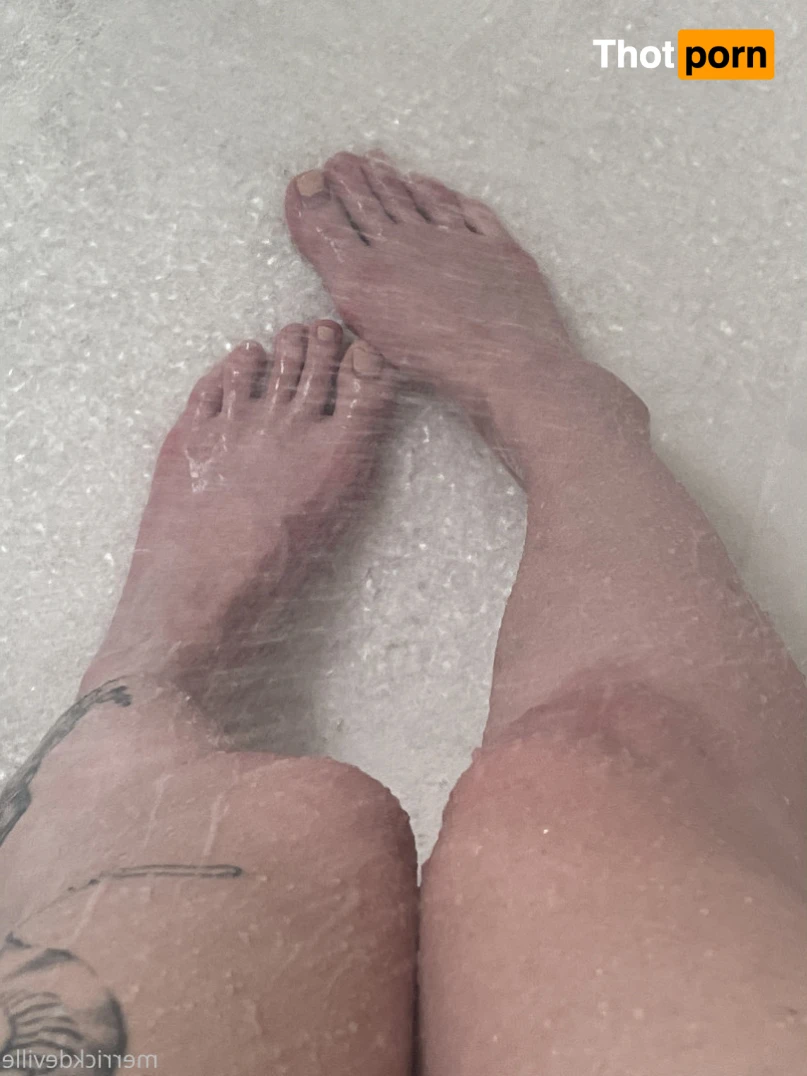 𝔅𝔲𝔤𝔞𝔱𝔱𝔦 𝔗𝔥𝔬𝔱𝔱𝔦𝔢 12907759