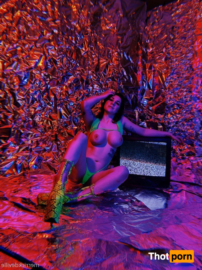 𝔅𝔲𝔤𝔞𝔱𝔱𝔦 𝔗𝔥𝔬𝔱𝔱𝔦𝔢 12908220