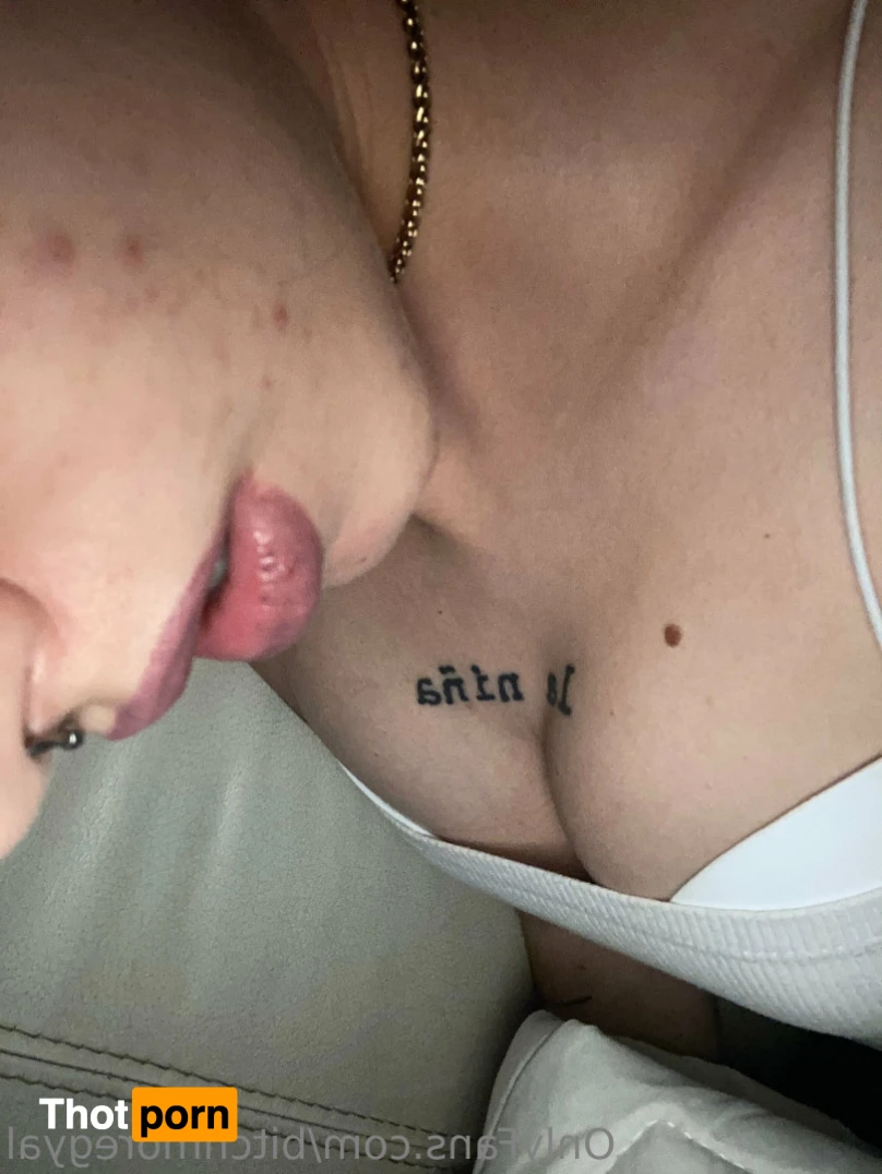 Your favourite foxy🦊💔 12884057