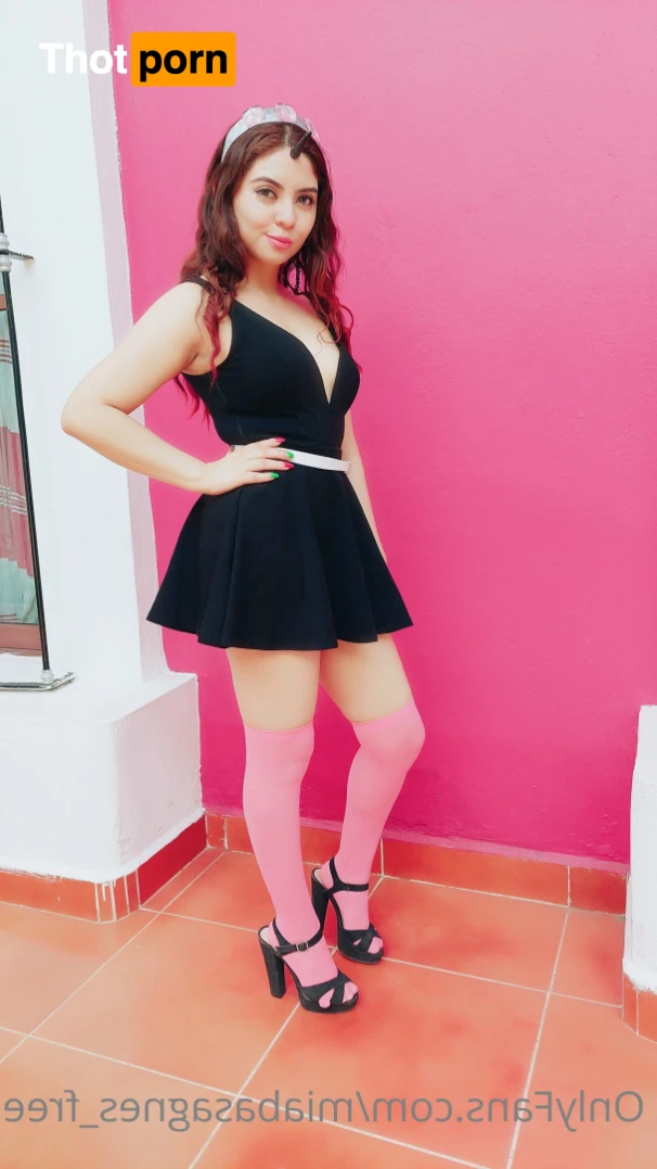 Mía Basañes Aerialist 12743755