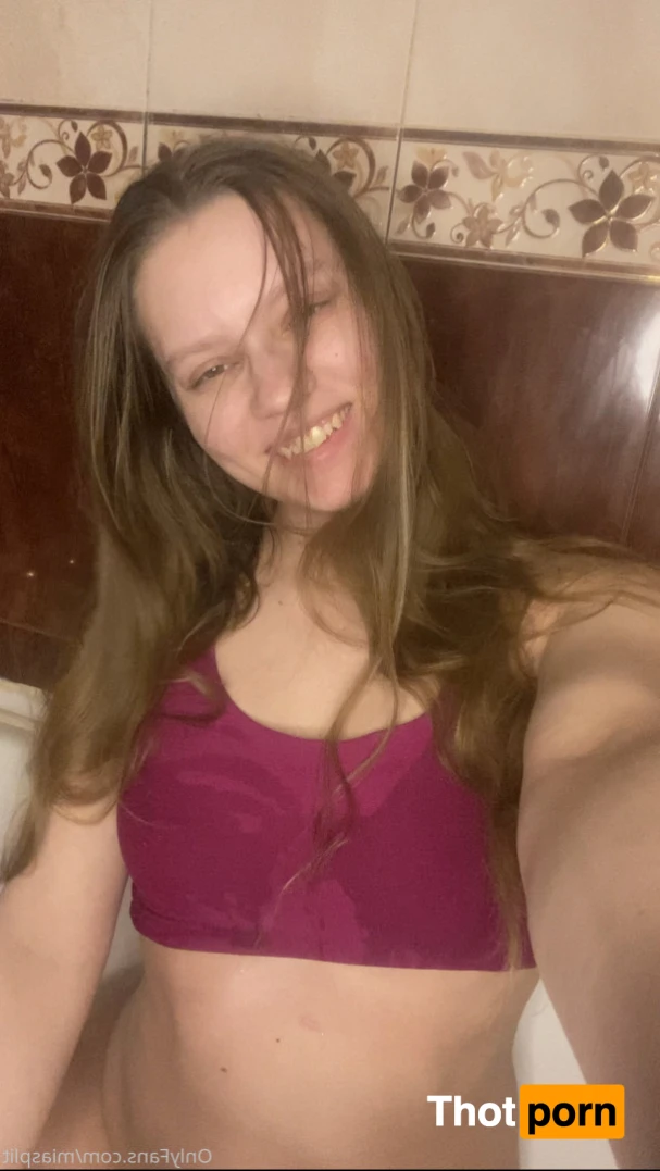 MiaSplit🤍 12700313