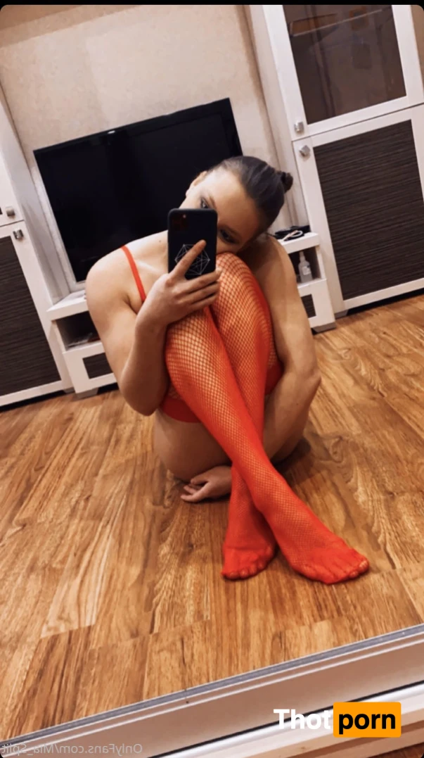 MiaSplit🤍 12700367